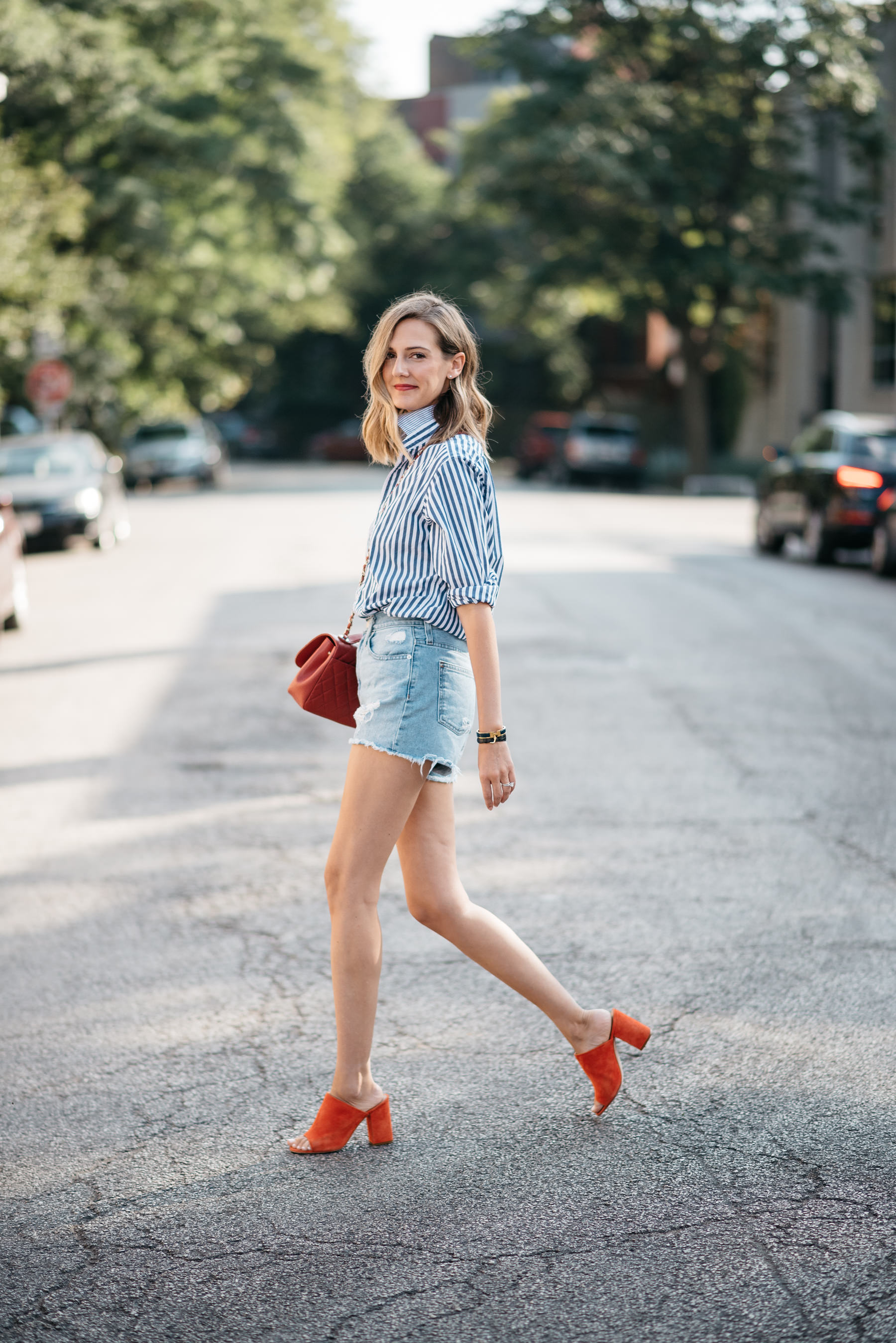 how to wear a striped shirt