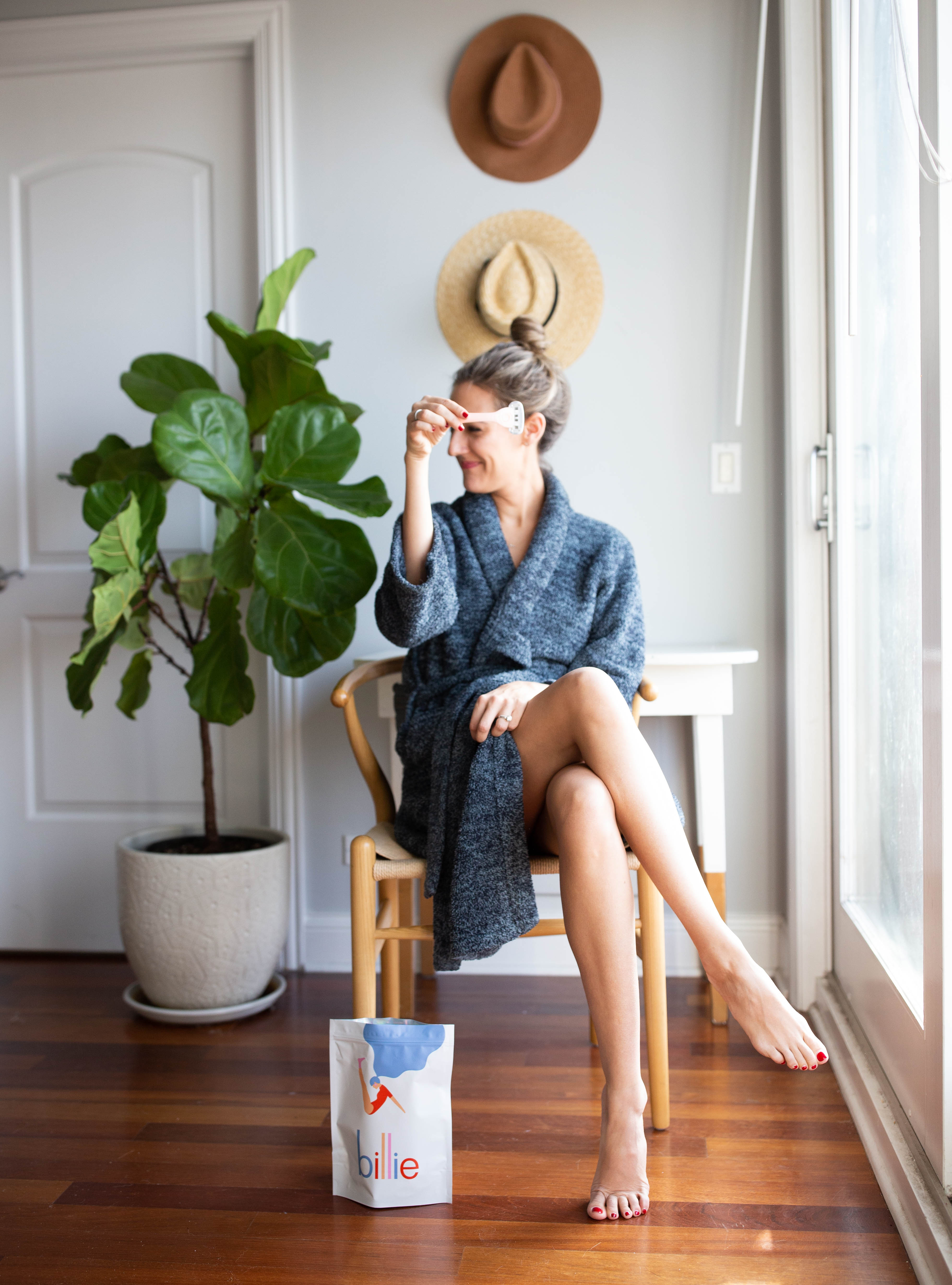 woman sitting woman sitting