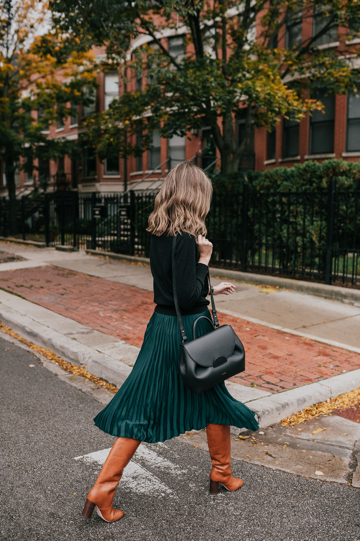 emerald green skirt
